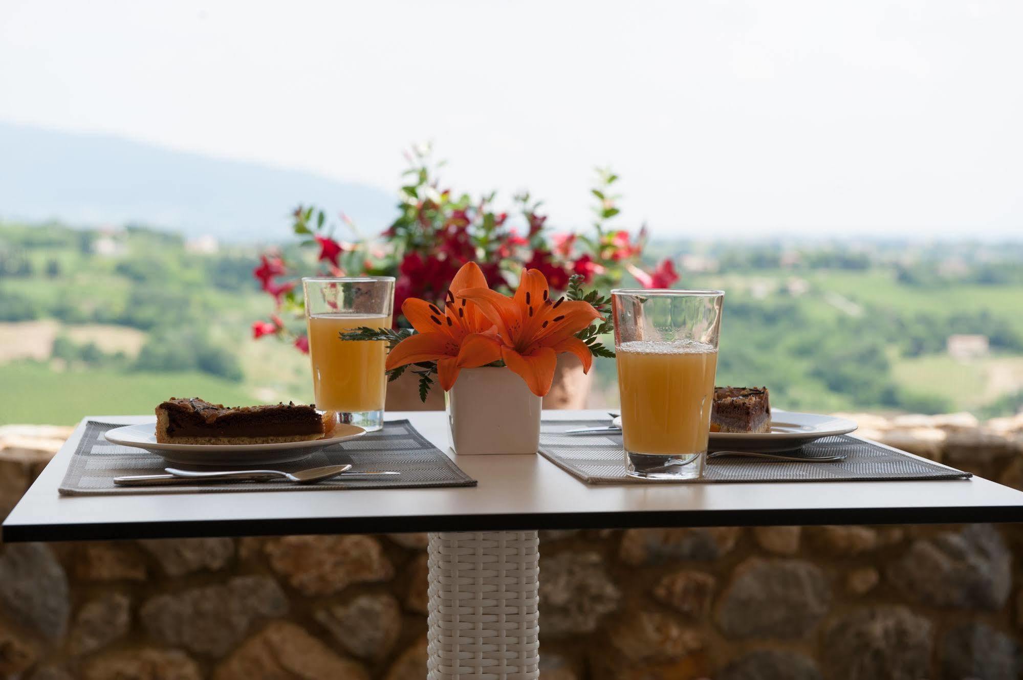Villa Del Poggio Prosecco Bike Hotel San Pietro Di Feletto Exteriér fotografie